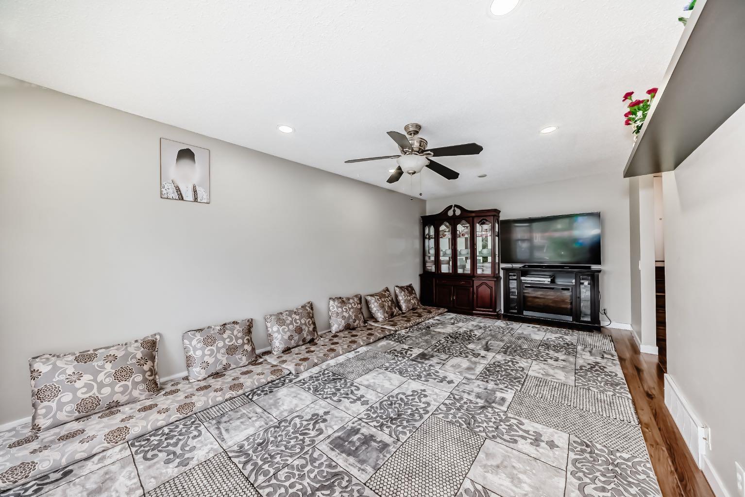 116 Pineson Place NE