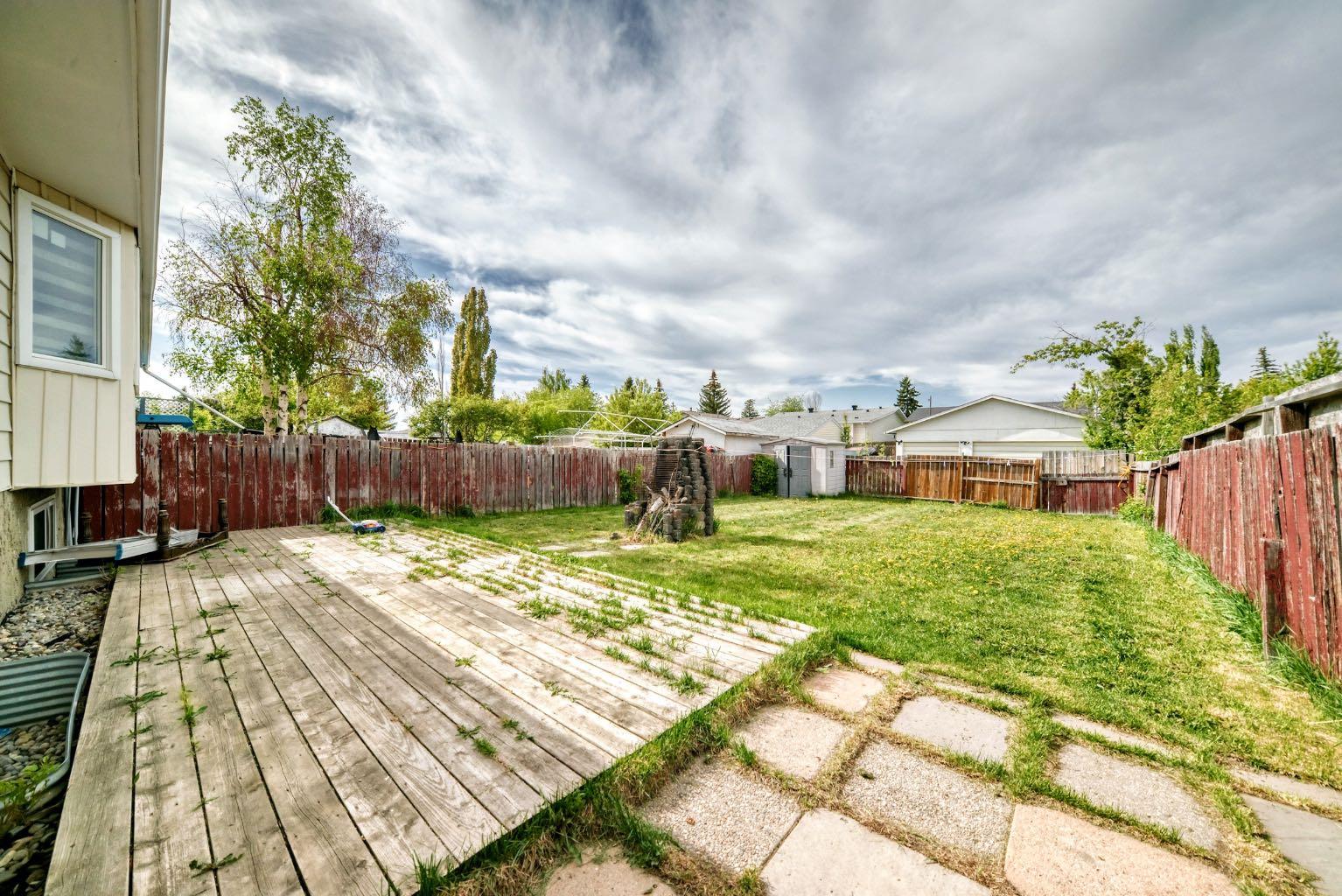 116 Pineson Place NE