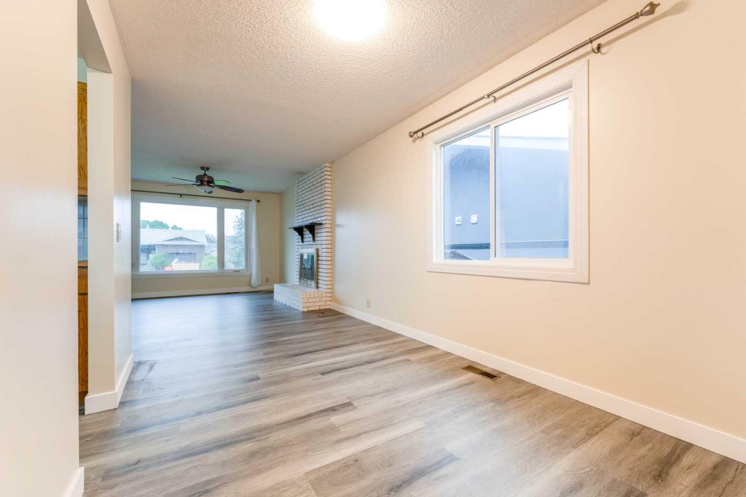 44 Whiteridge Place NE