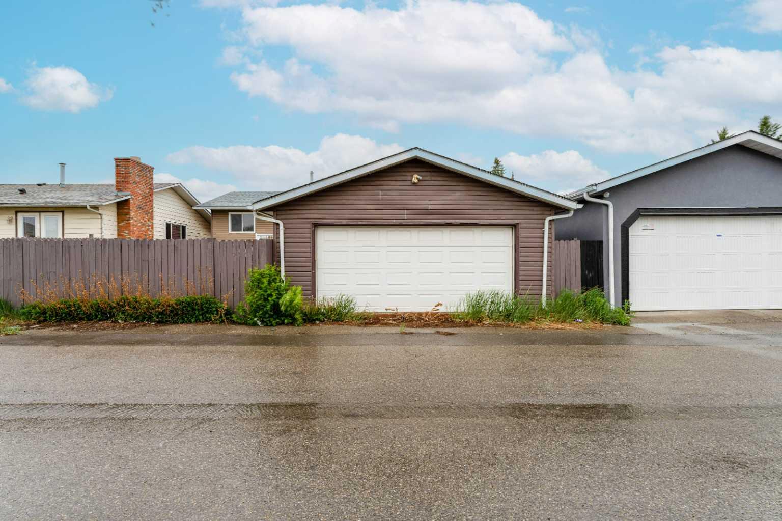 44 Whiteridge Place NE