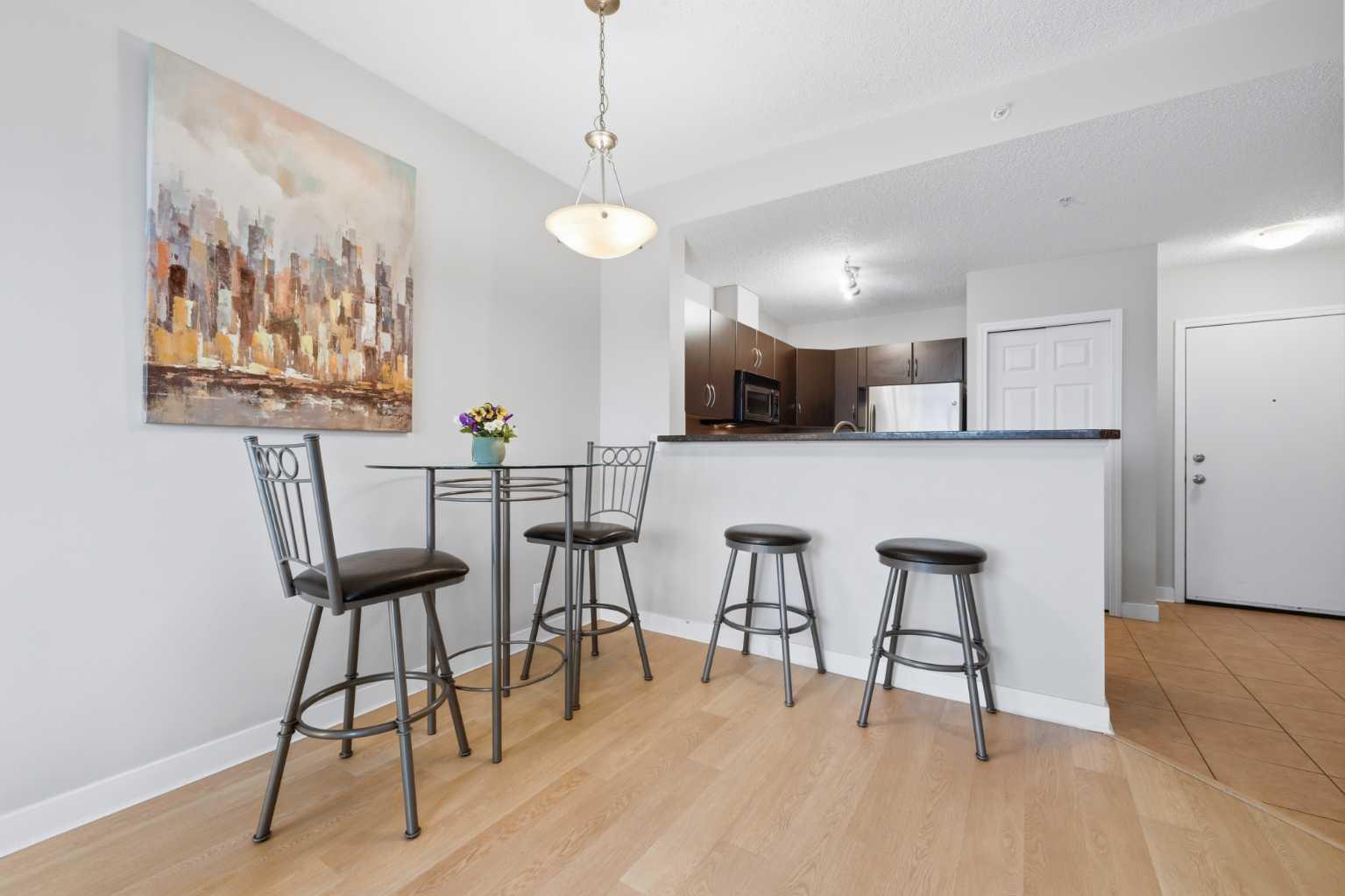 1907, 1053 10 Street SW
