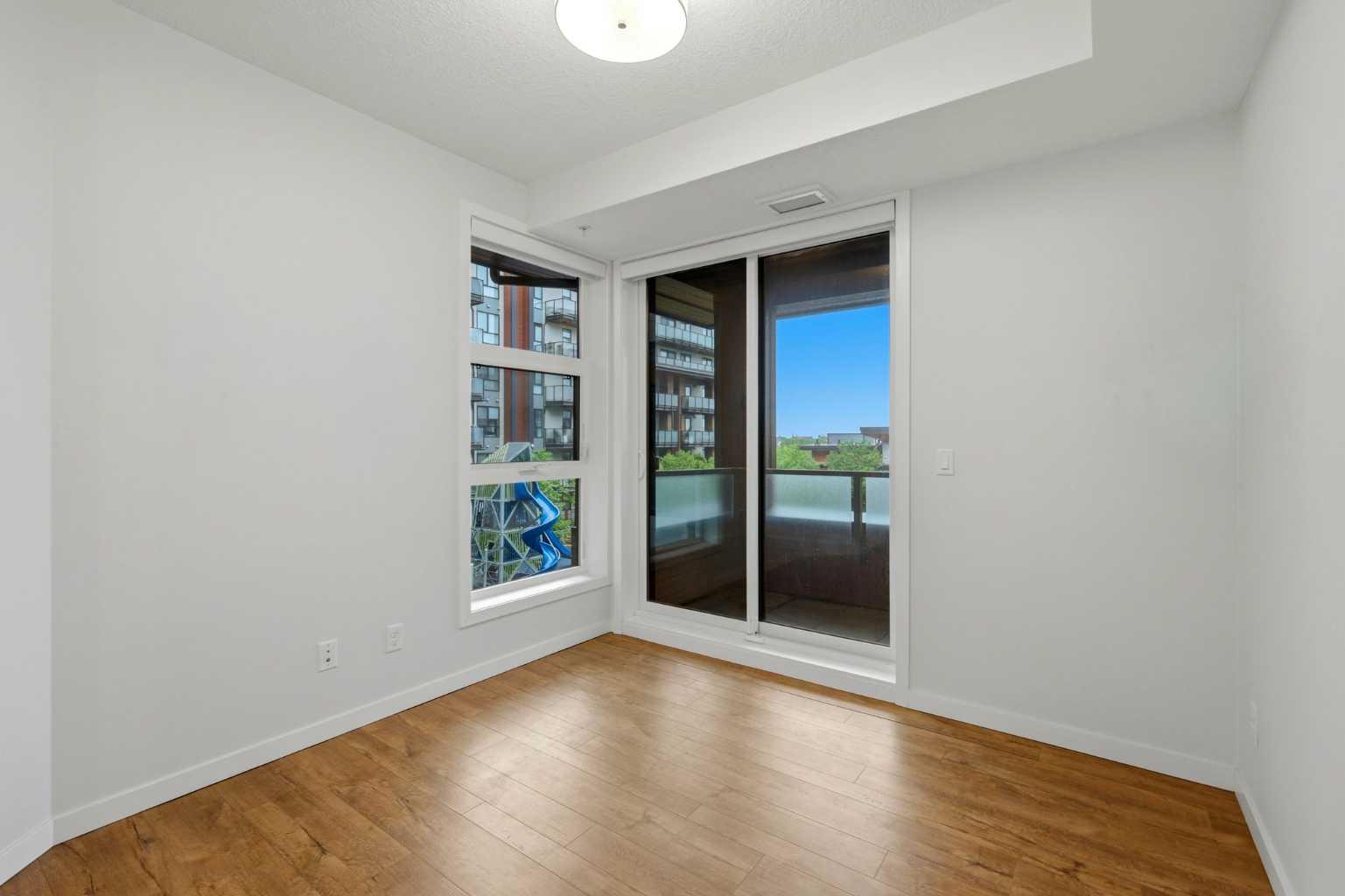 212, 122 Mahogany Centre SE