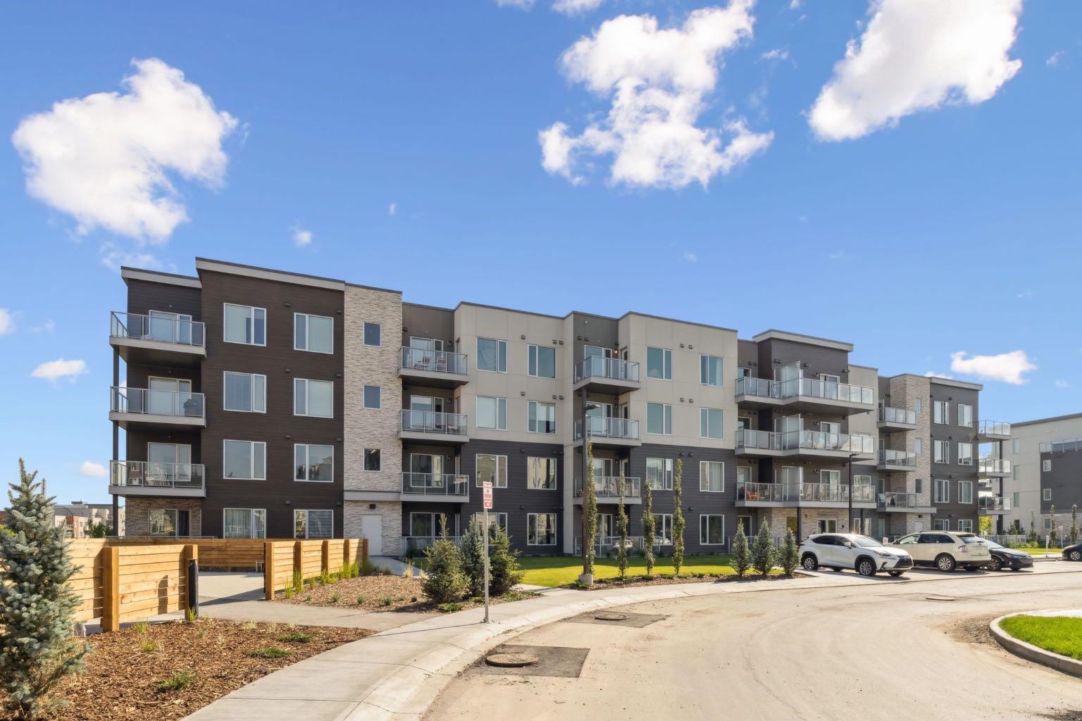412, 700 Shawnee Square SW