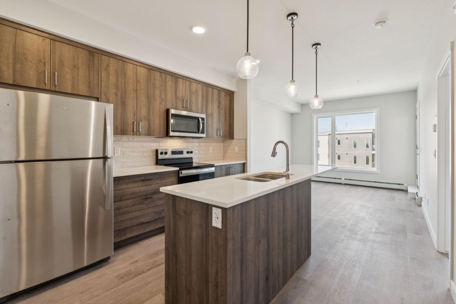 412, 700 Shawnee Square SW