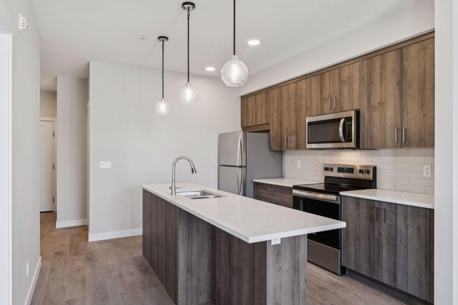 412, 700 Shawnee Square SW
