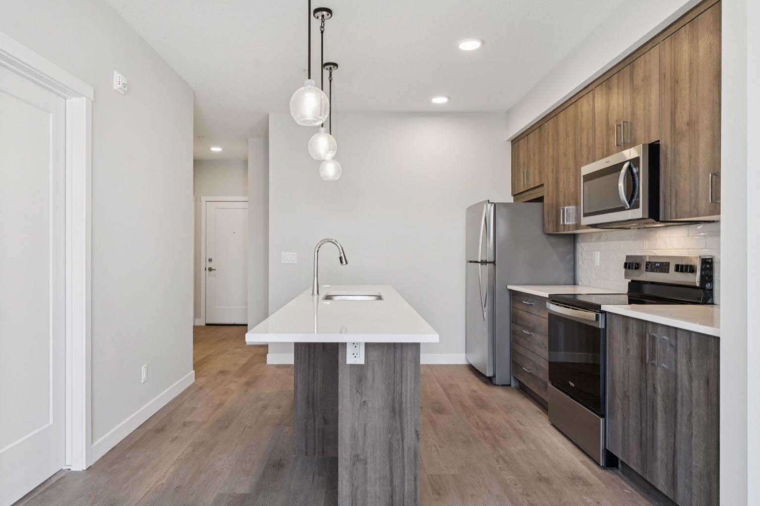 412, 700 Shawnee Square SW