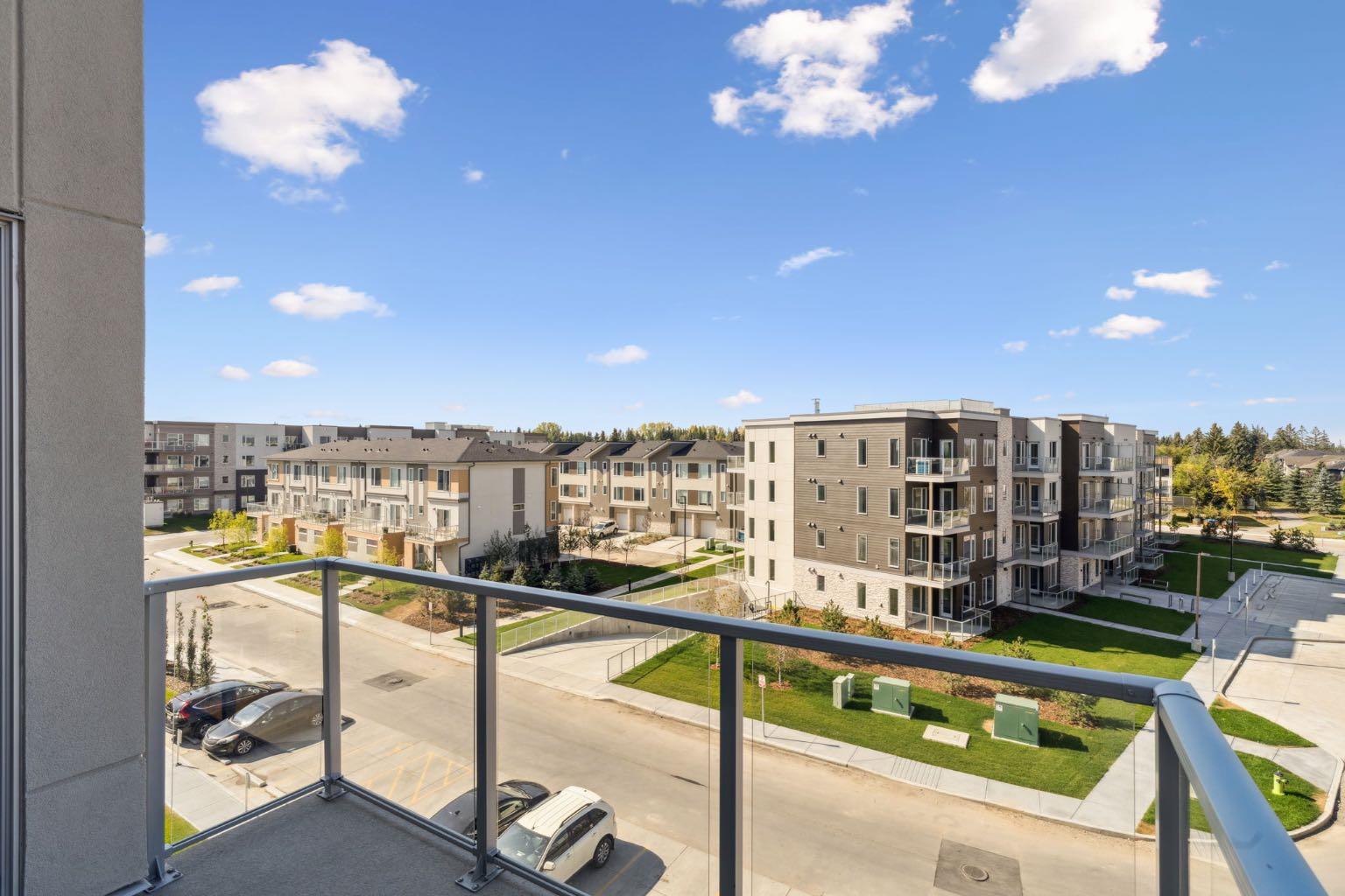 412, 700 Shawnee Square SW