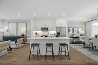 351, 141 Prince Court 