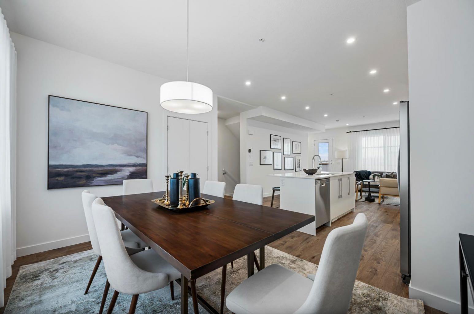 351, 141 Prince Court 