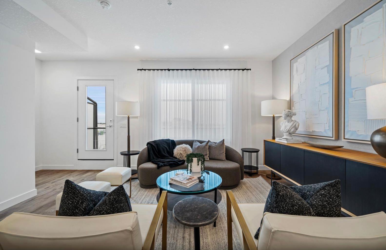 351, 141 Prince Court 