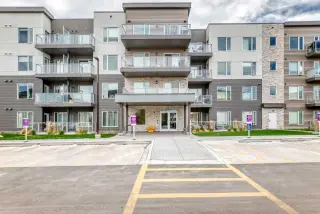 403, 200 Shawnee Square SW