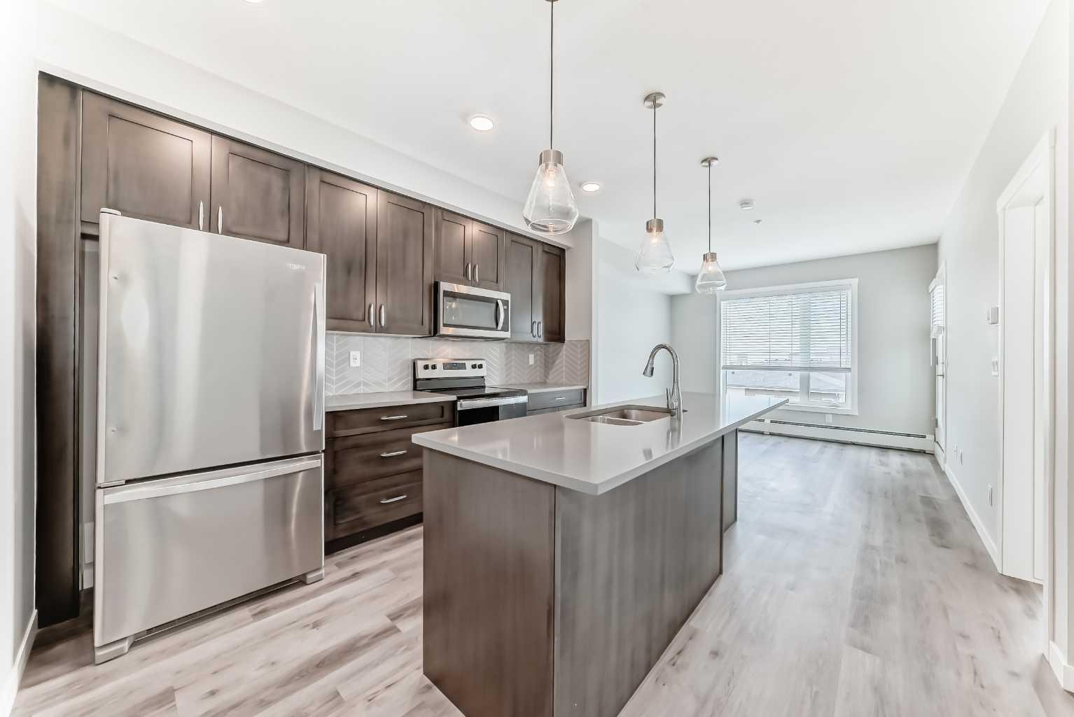 403, 200 Shawnee Square SW