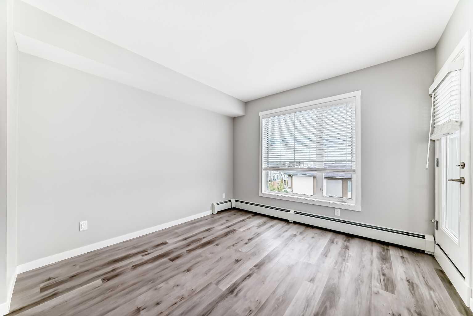 403, 200 Shawnee Square SW
