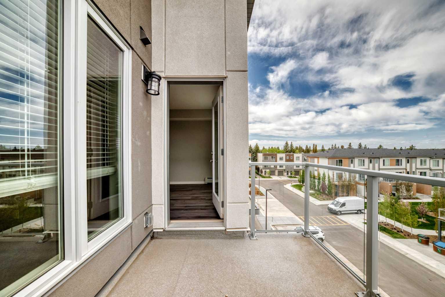 403, 200 Shawnee Square SW