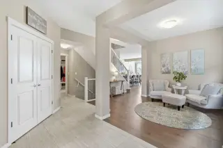 186 Howse Rise NE