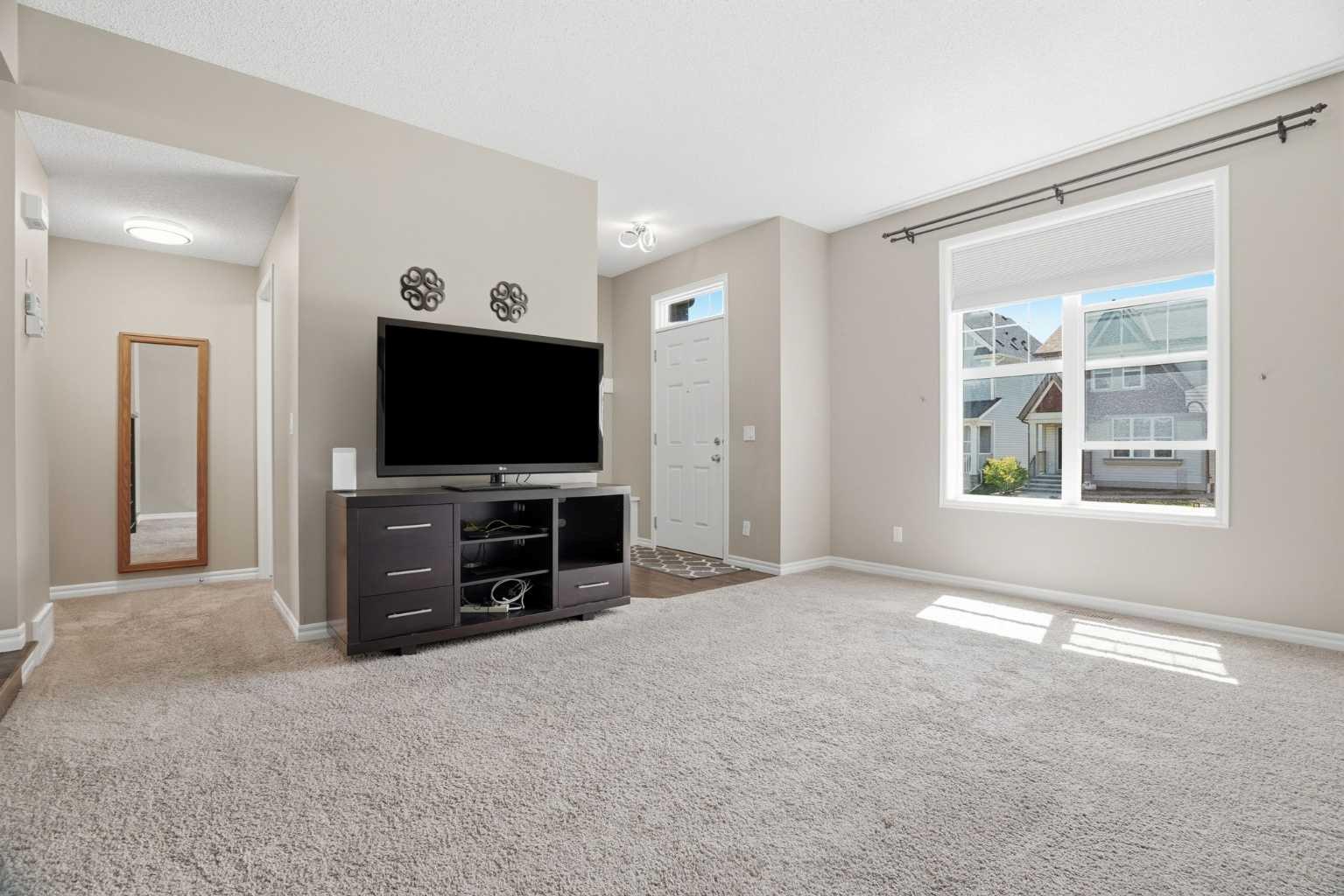 267 Skyview Springs Gardens NE