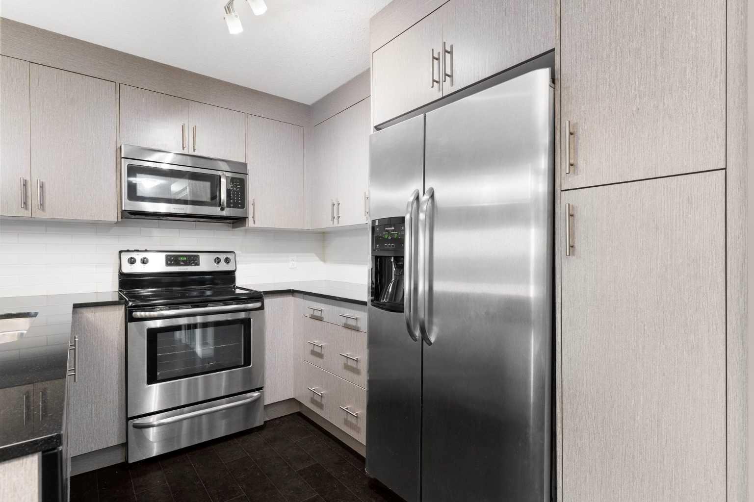 2110, 240 Skyview Ranch Road NE