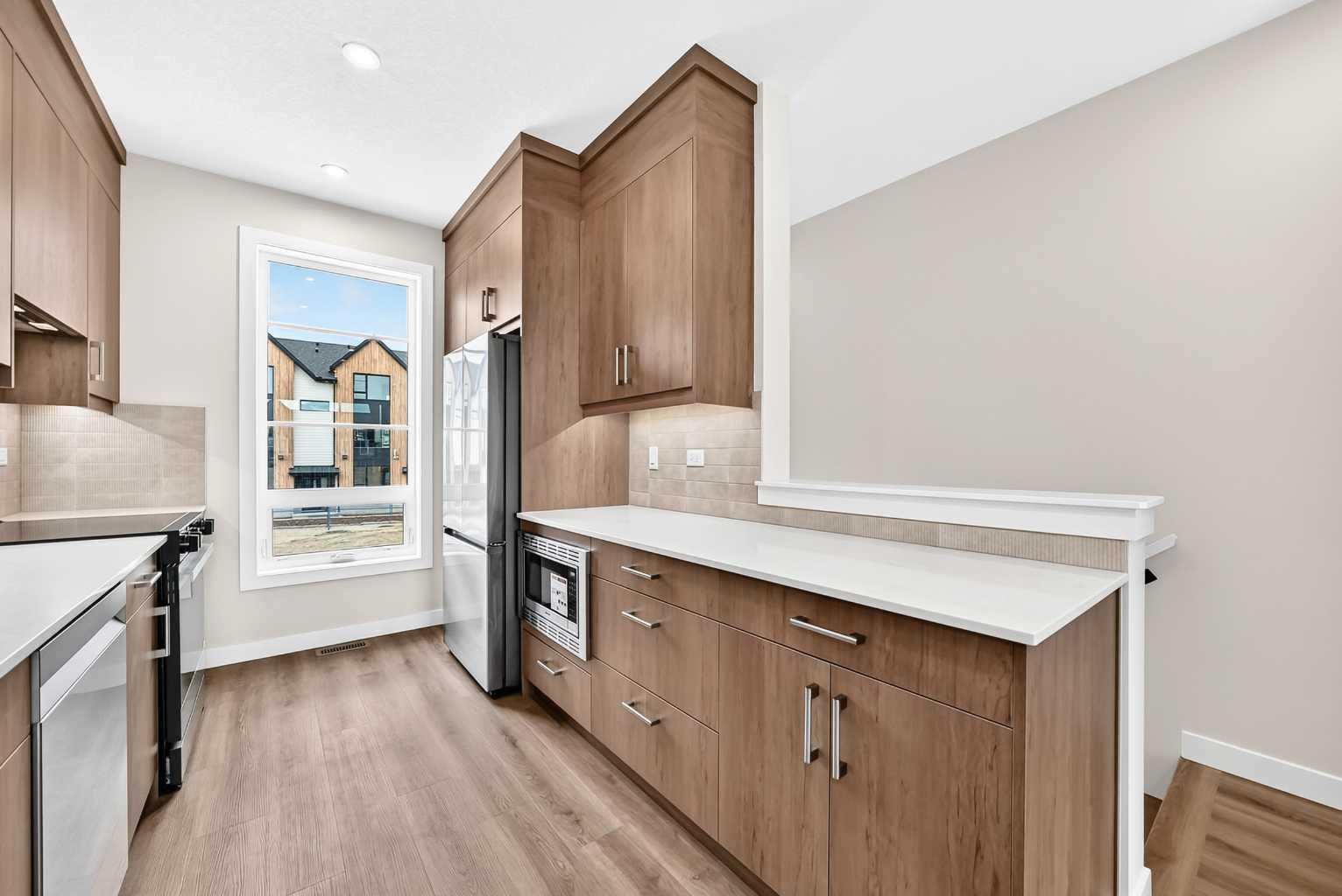 605, 199 Sage Hill Heights NW
