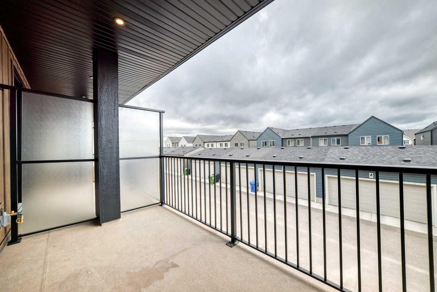 605, 199 Sage Hill Heights NW