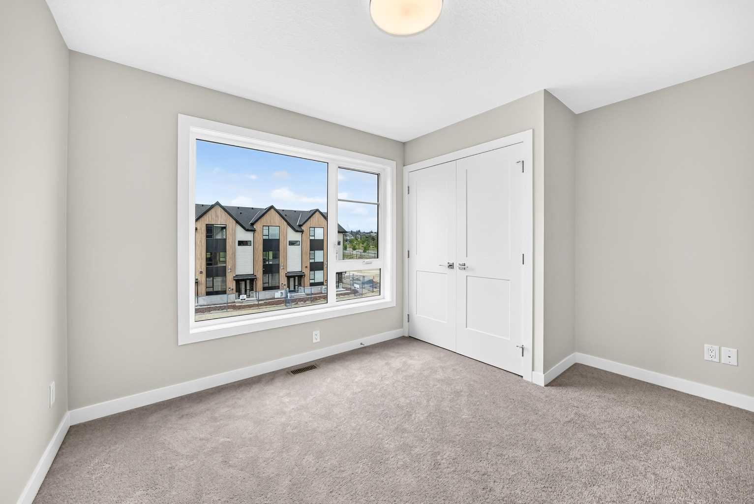 605, 199 Sage Hill Heights NW