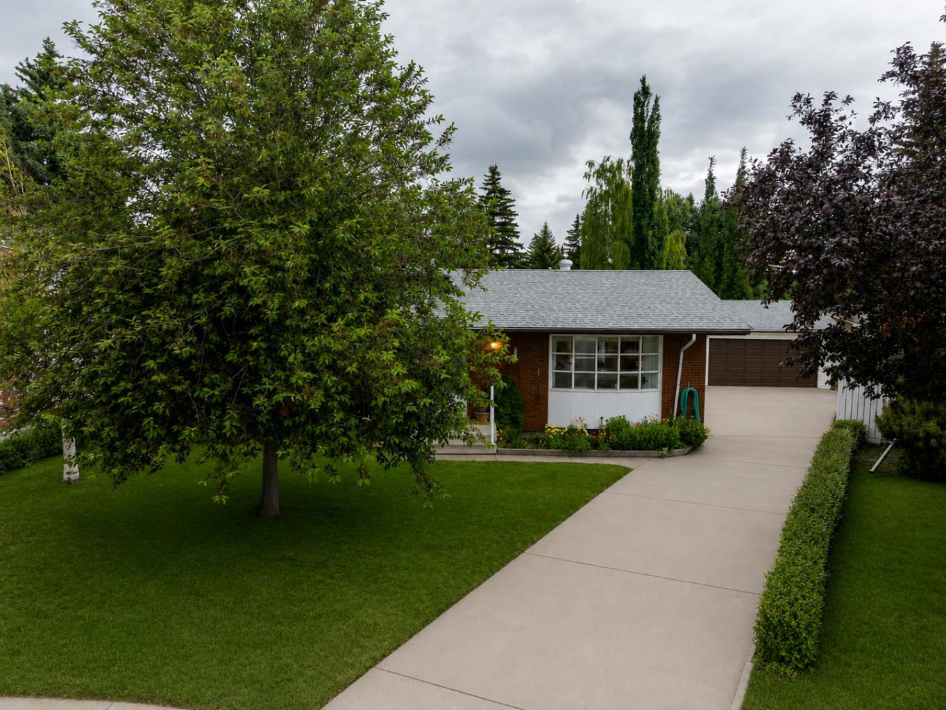 5036 Vallance Crescent NW