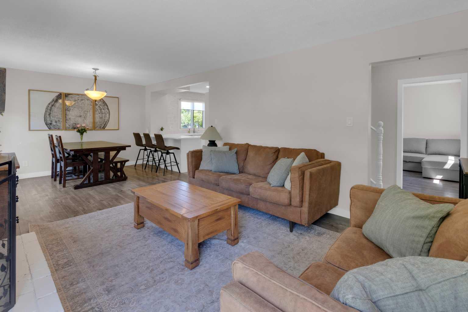 2 Crocus Crescent 