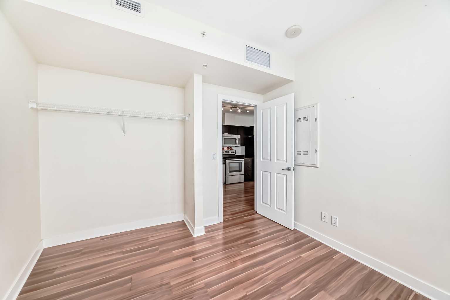 1607, 3830 Brentwood Road NW
