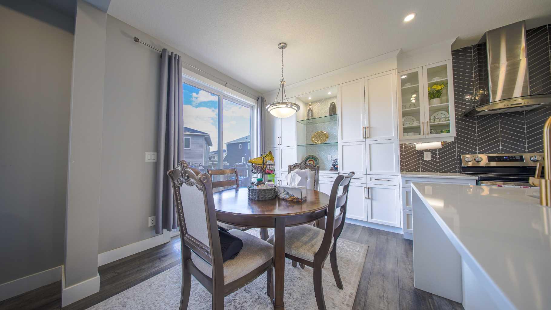 74 Carrington Crescent NW