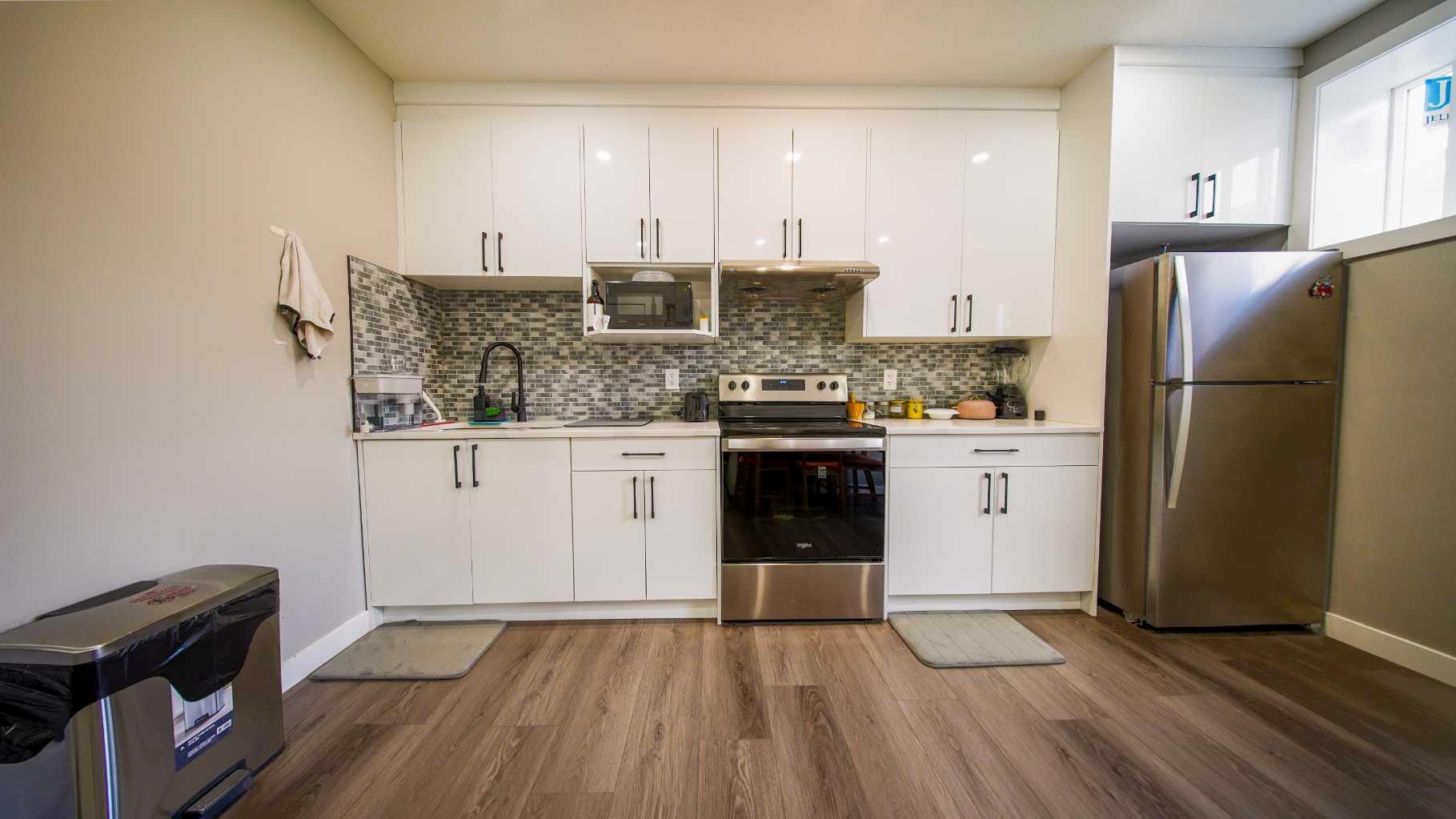 74 Carrington Crescent NW