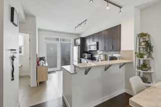 214 Nolanfield Villas NW
