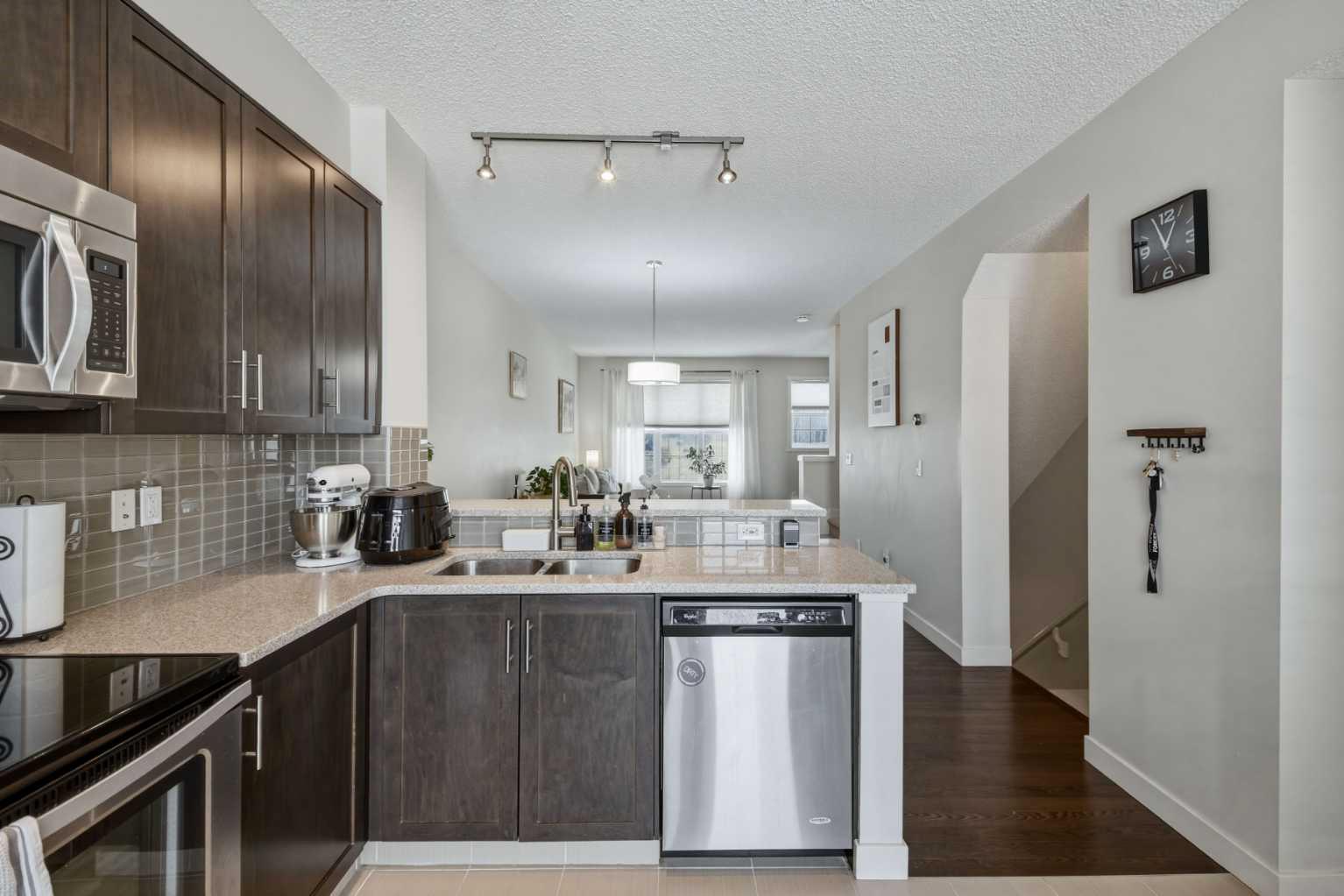 214 Nolanfield Villas NW