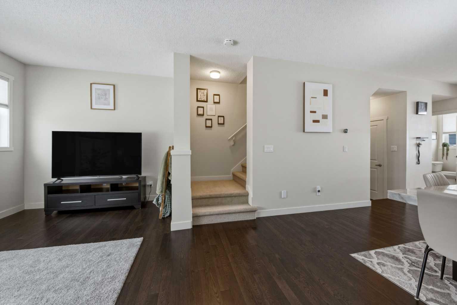 214 Nolanfield Villas NW