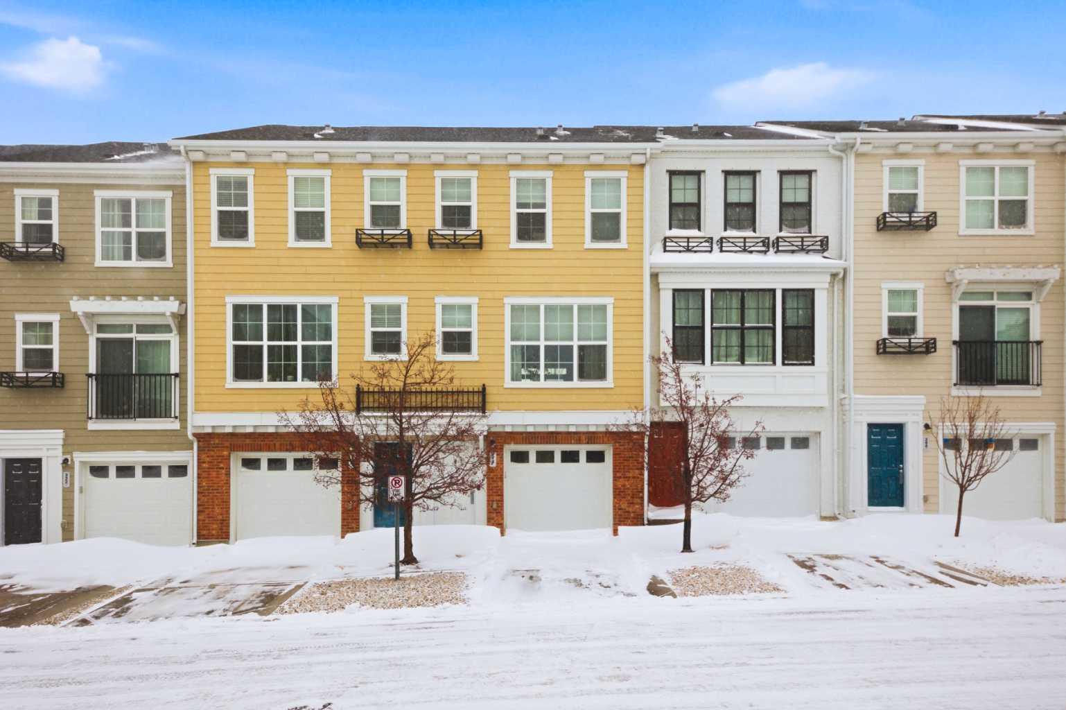 214 Nolanfield Villas NW