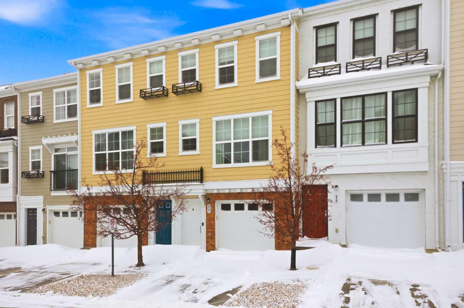 214 Nolanfield Villas NW