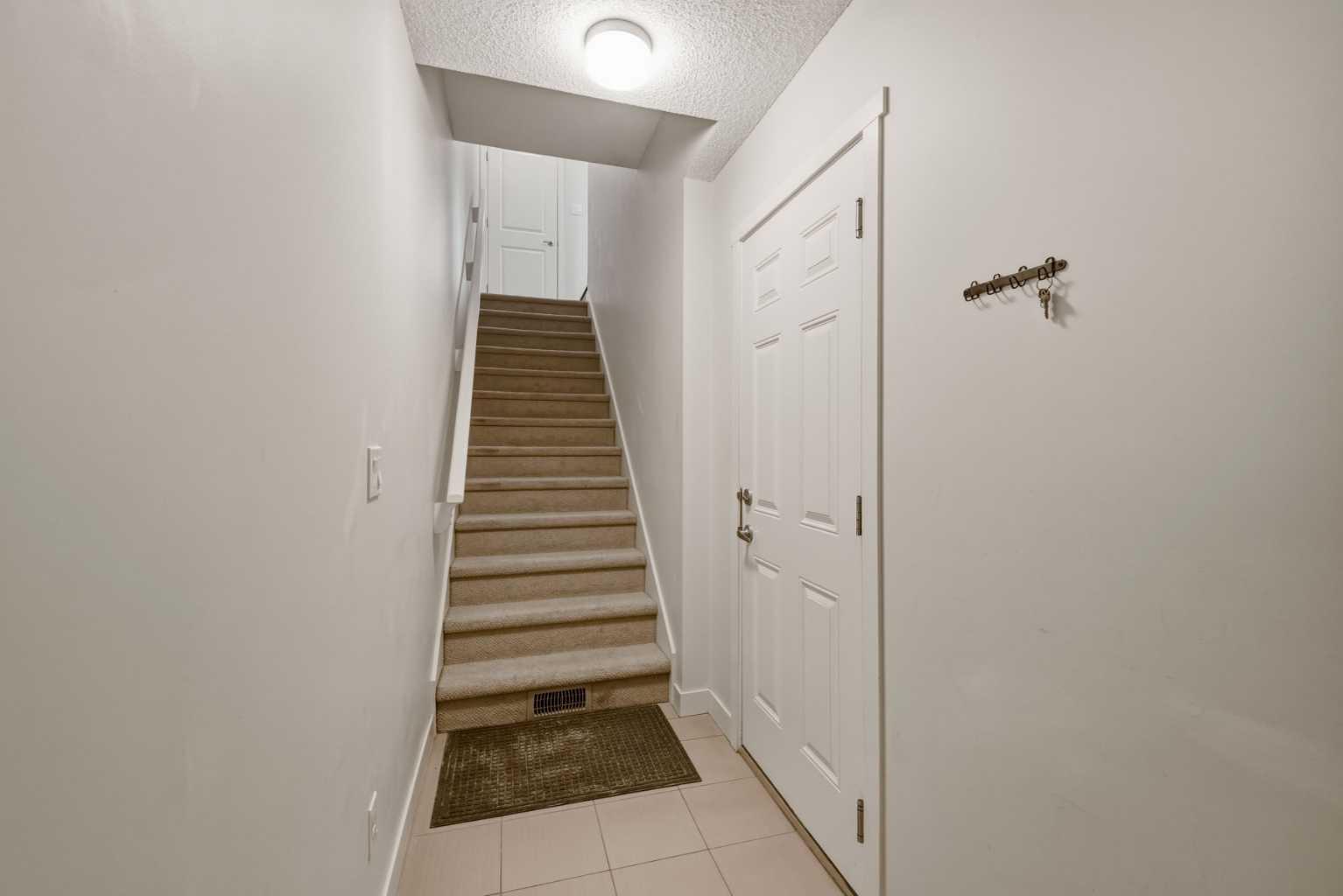 214 Nolanfield Villas NW