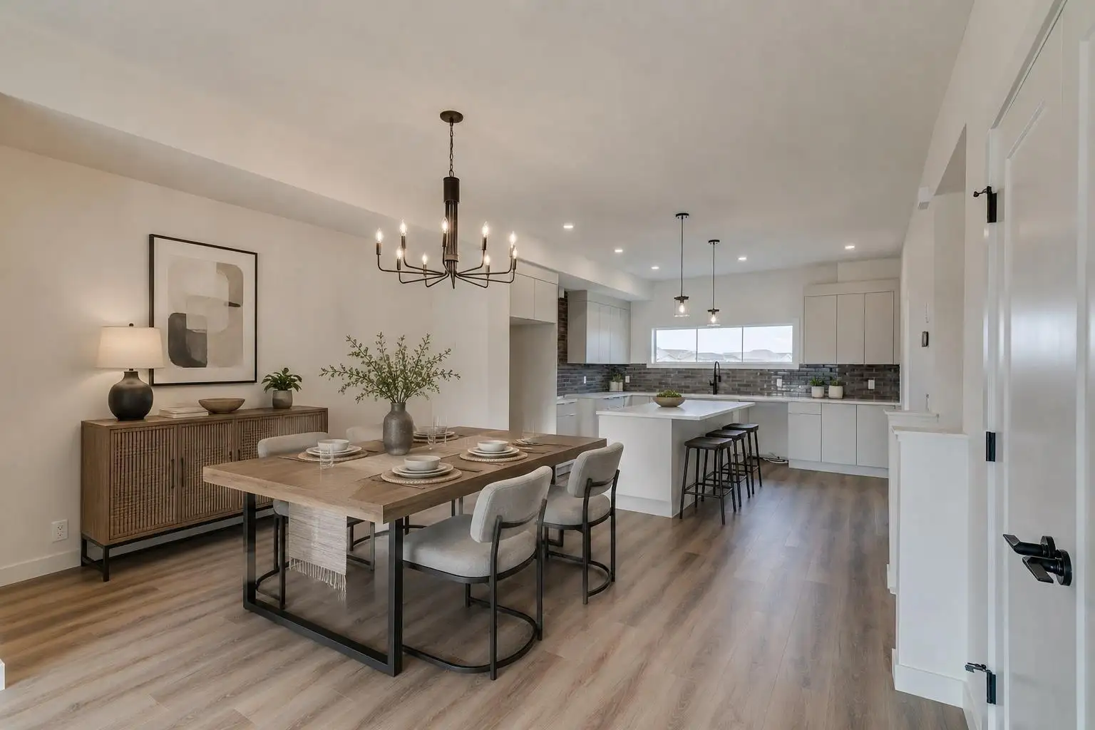 802, 195 Belvedere Drive SE