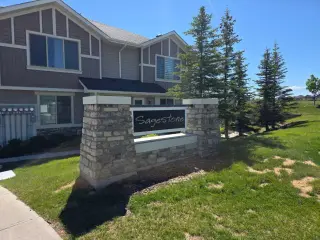 1707, 250 Sage Valley Road NW
