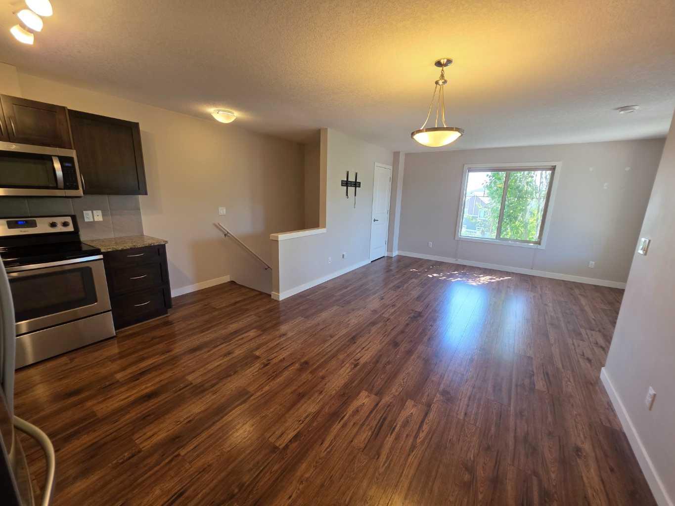 1707, 250 Sage Valley Road NW