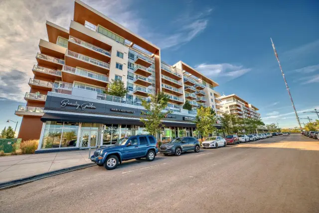 112, 8445 Broadcast Avenue SW