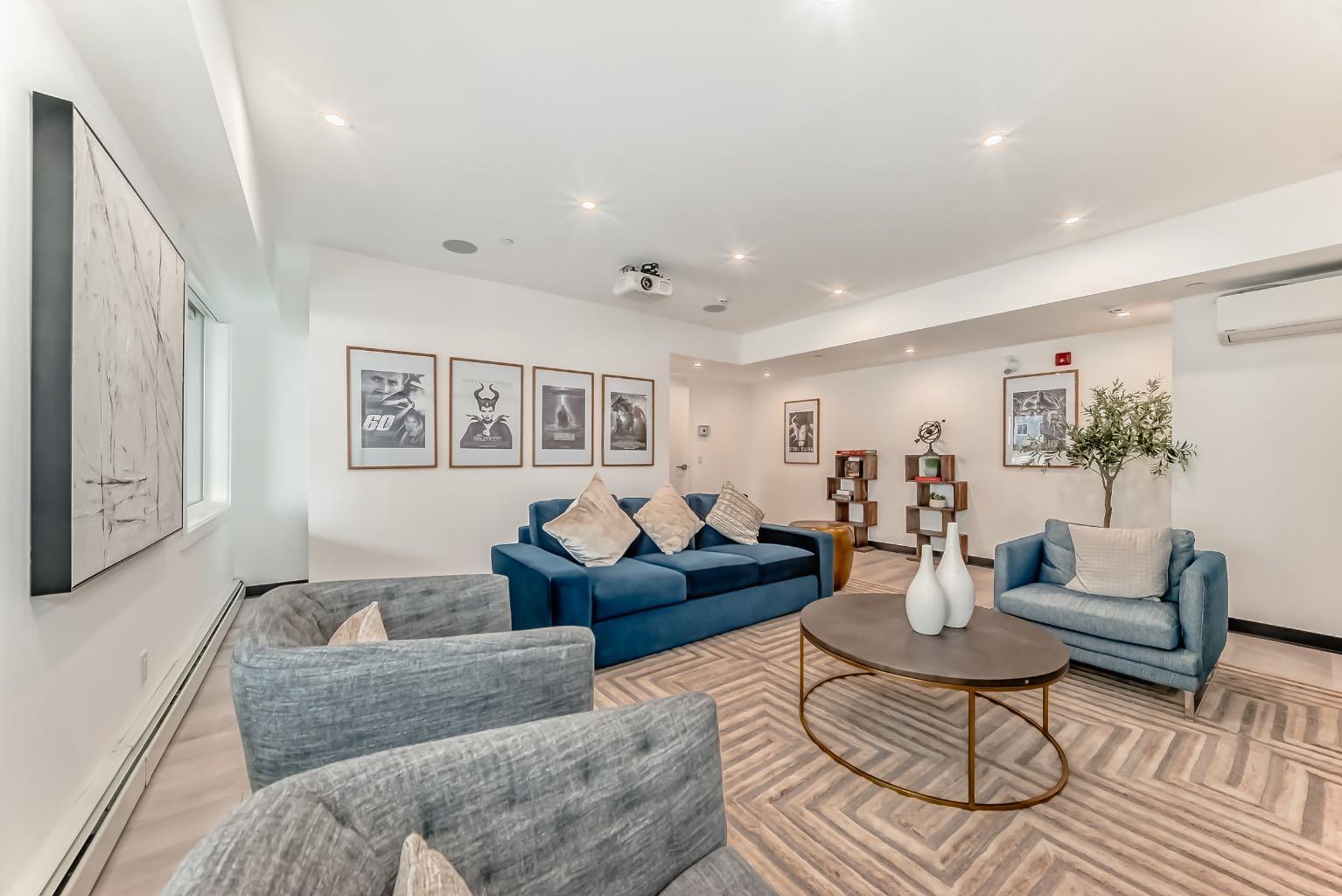 1519, 63 Corner Glen Crescent NE