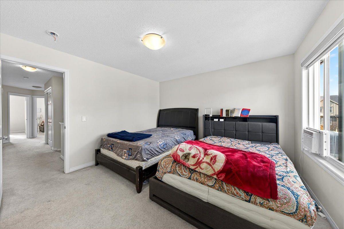 15 Savanna Parade 