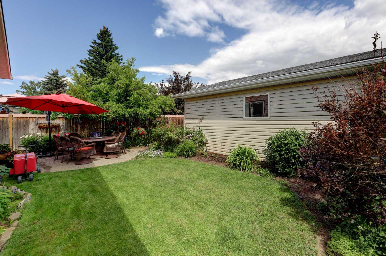 148 Rundlecairn Rise NE