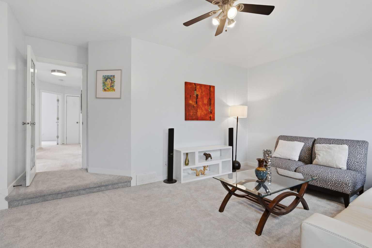319 Coventry Road NE