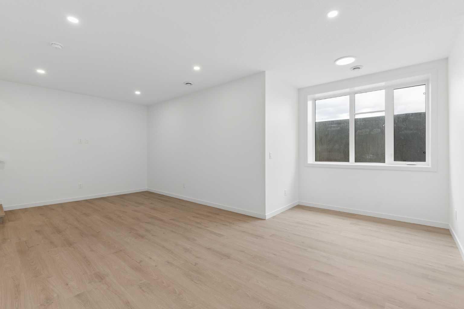 11, 1453 Na'a Drive SW