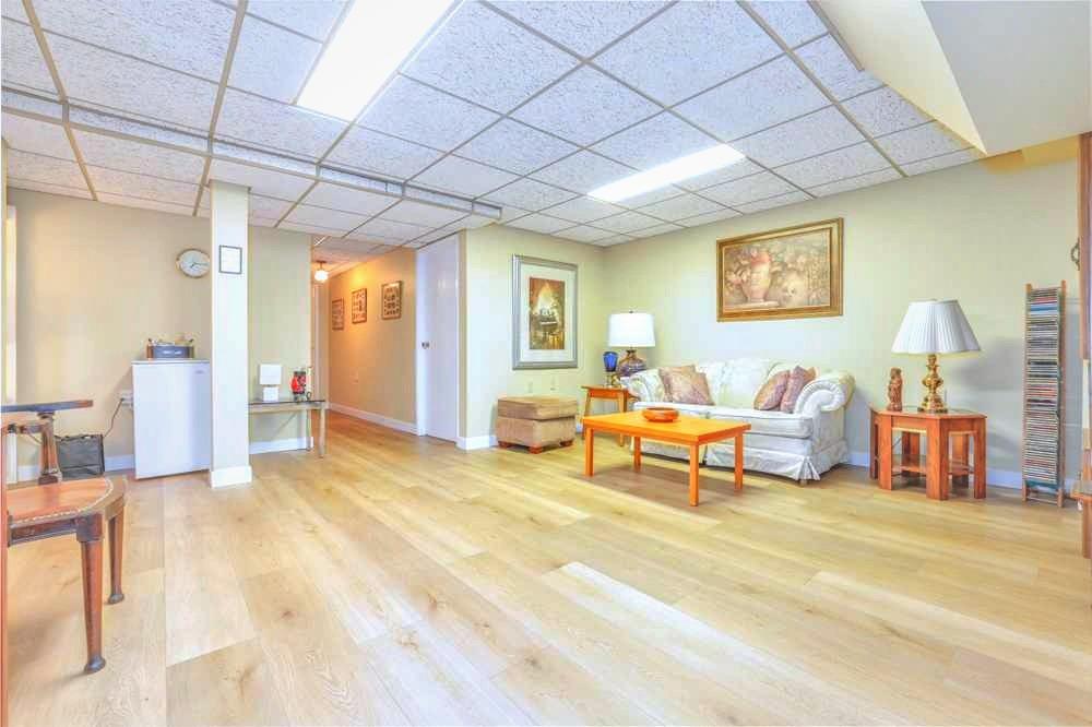 258, 20 Midpark Crescent SE