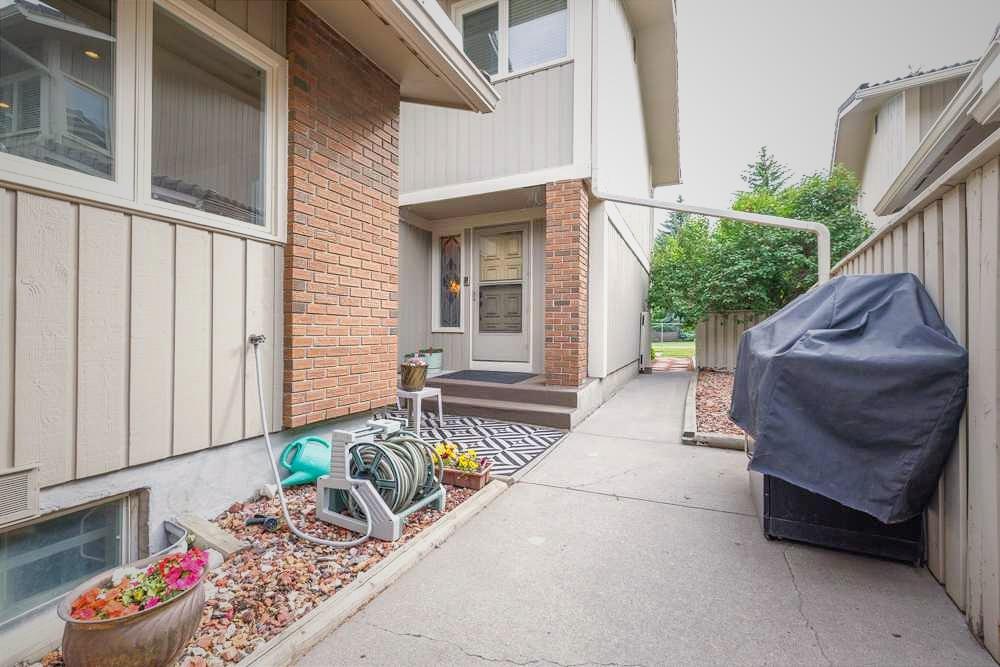 258, 20 Midpark Crescent SE