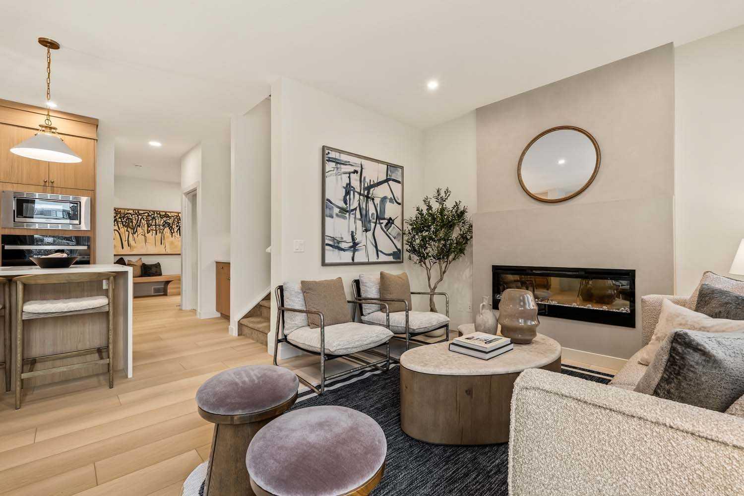148 Lucas Green NW
