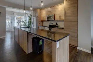 500, 501 River Heights Drive 