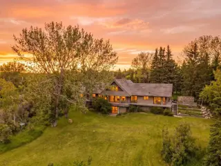 237 Escarpment Drive 