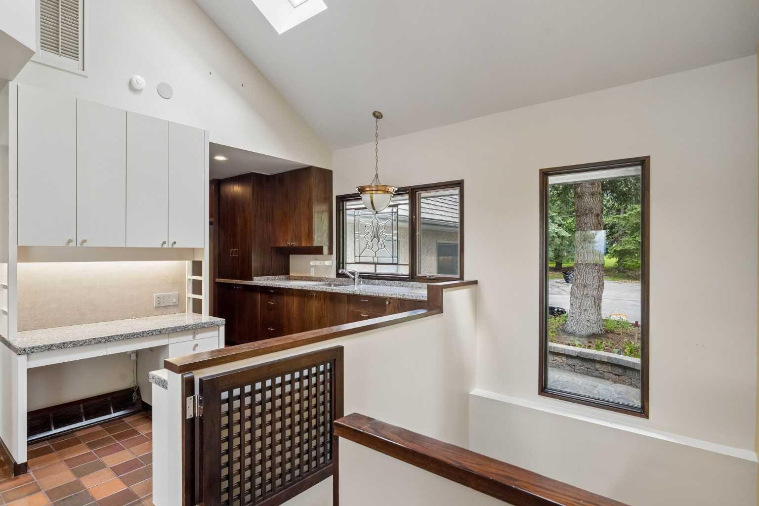 237 Escarpment Drive 
